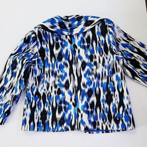 Theresa Renz  Blazer Jacket  - Picture 7 of 13